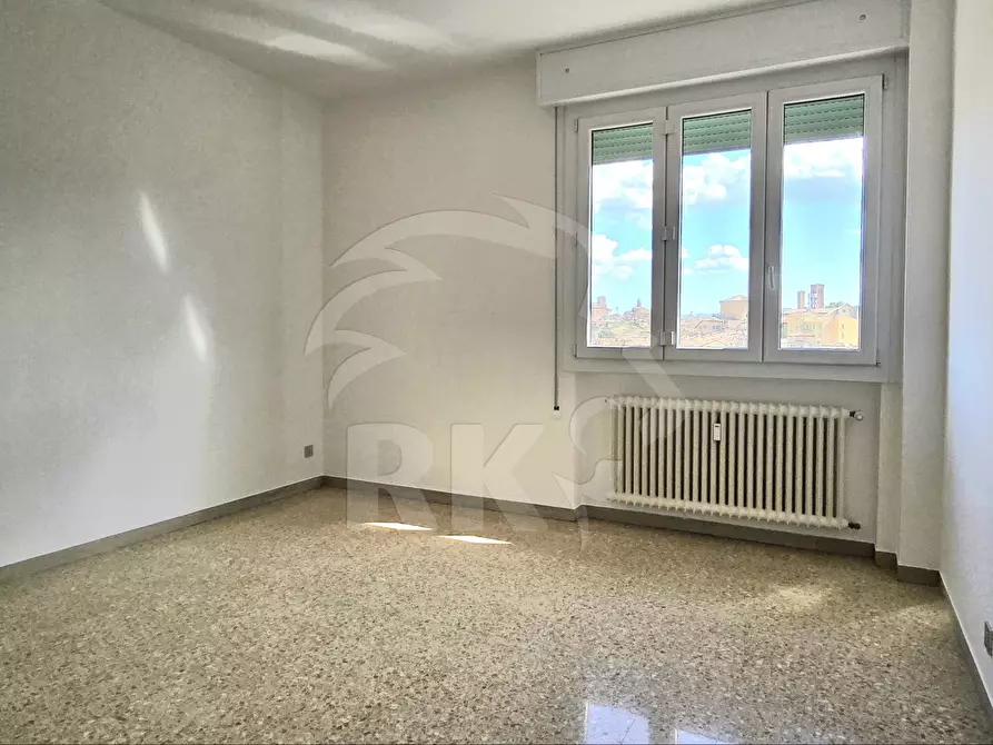 Immagine 16 di Quadrilocale in affitto  a Bologna