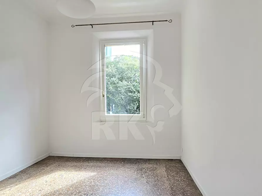 Immagine 17 di Pentalocale in affitto  a Bologna