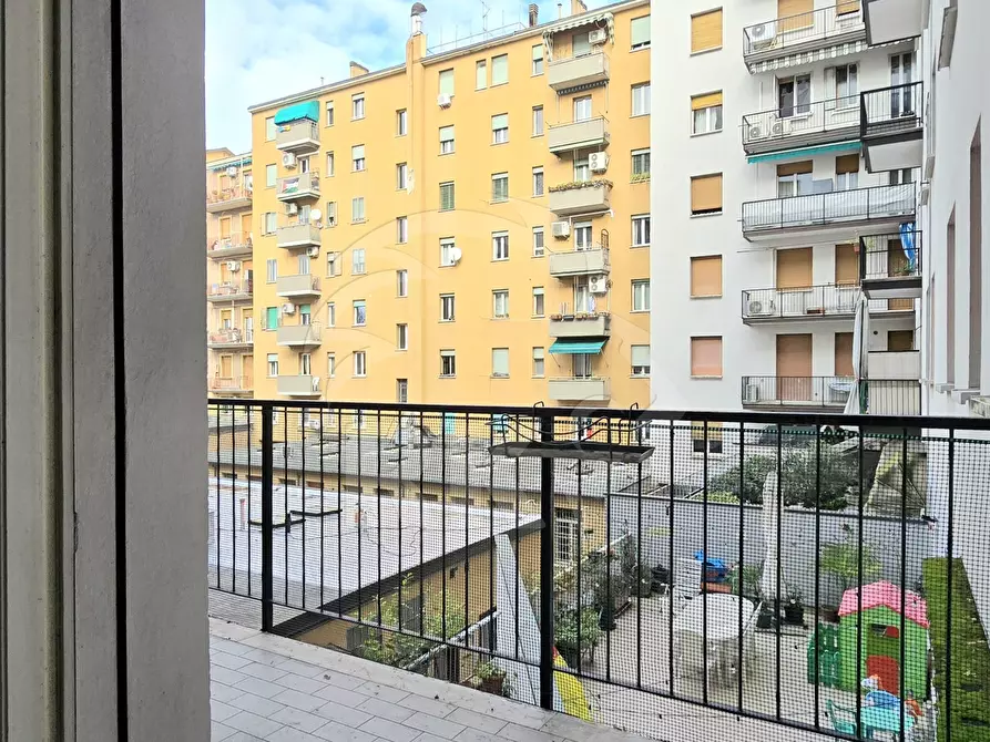 Immagine 10 di Trilocale in vendita  a Bologna