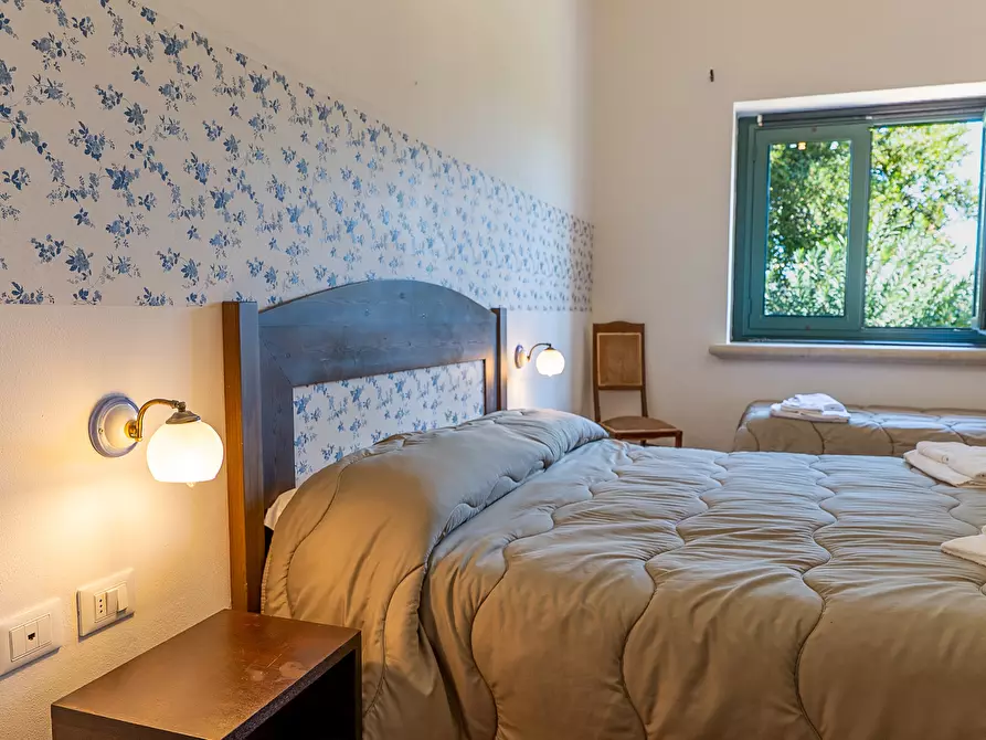 Immagine 43 di Villa in vendita  in Via Priamo 10 a Siracusa