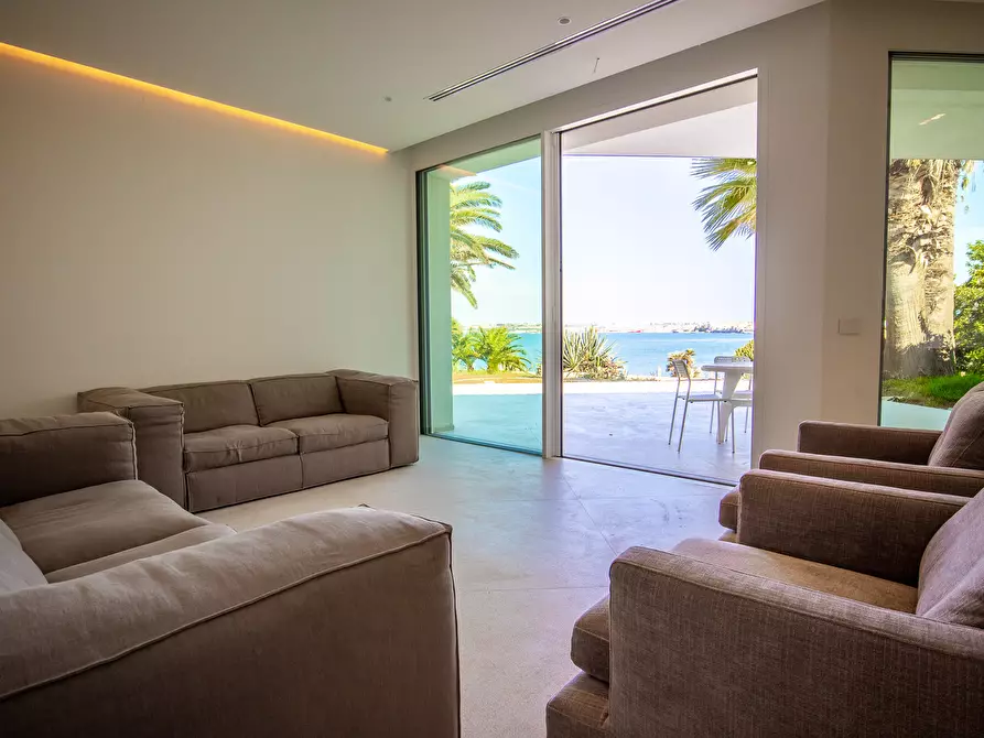 Immagine 66 di Albergo/B&B/Residence in vendita  in Via La Maddalena 35 a Siracusa