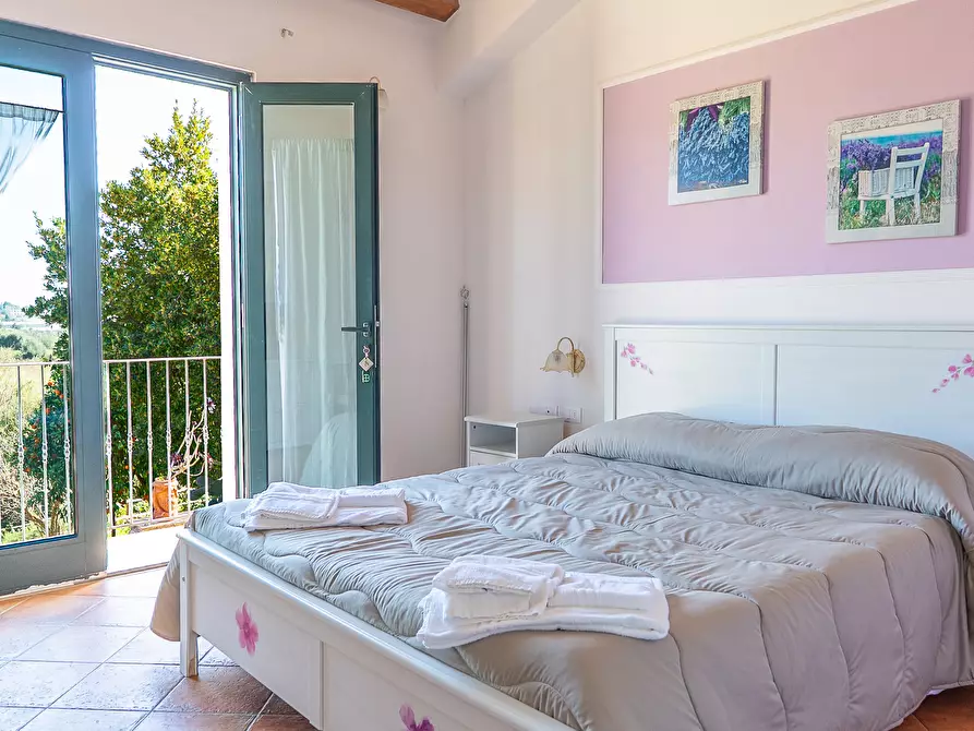 Immagine 50 di Villa in vendita  in Via Priamo 10 a Siracusa