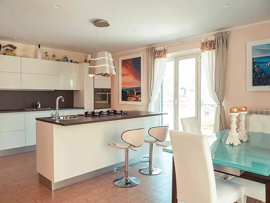 Immagine 22 di Villa in vendita  in Contrada Mastrissa 1000 a Taormina