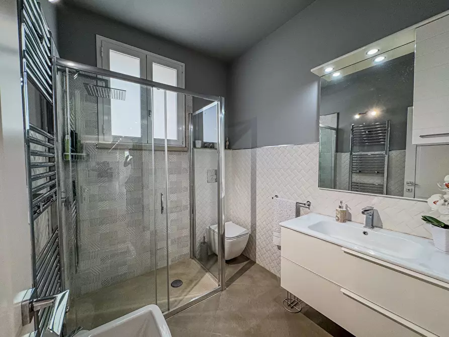 Immagine 42 di Villa in vendita  a Siracusa