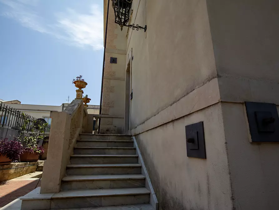 Immagine 30 di Villa in vendita  in Via pola 2 a Noto