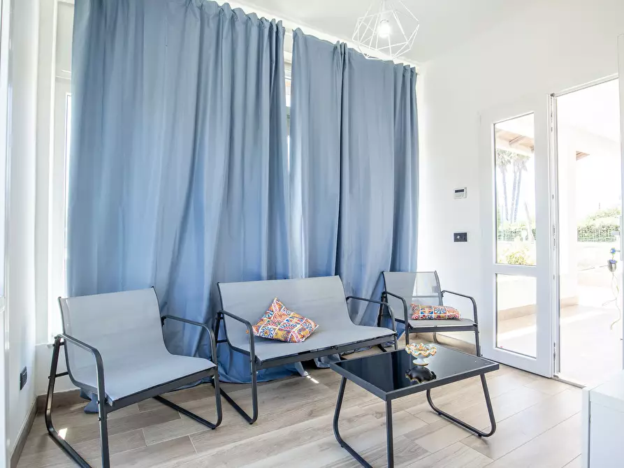 Immagine 6 di Villa in vendita  in Via Costa del Sole 37 a Siracusa