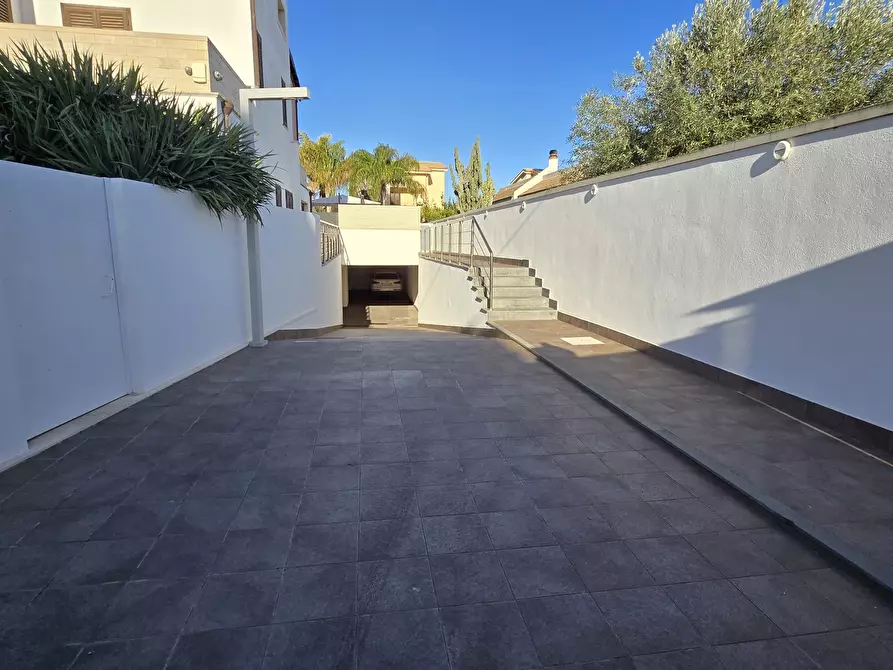 Immagine 39 di Villa in vendita  in Via Monti Nebrodi 64 a Siracusa