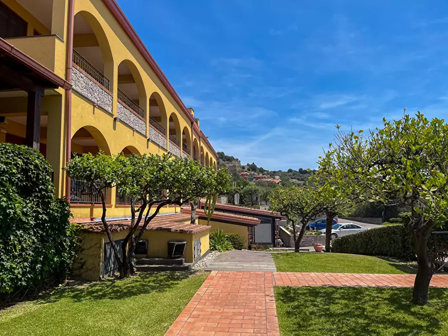 Immagine 6 di Terratetto in vendita  in Via Leonardo Sciascia 80 a Taormina