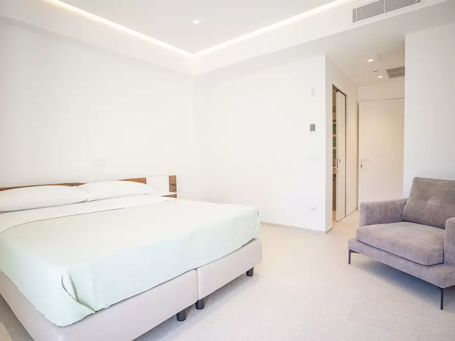 Immagine 39 di Villa in vendita  in Via La Maddalena 35 a Siracusa