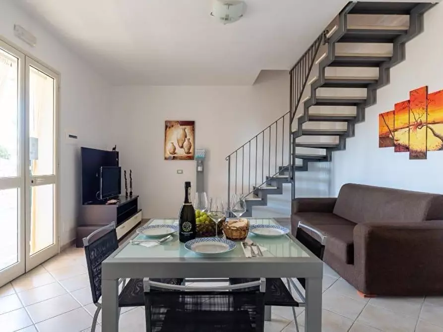 Immagine 29 di Villa in vendita  in Viale delle Rose 41 a Scicli