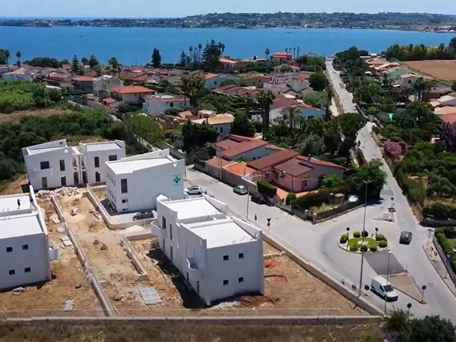 Immagine 12 di Villa in vendita  in Via Lido Sacramento 64 a Siracusa