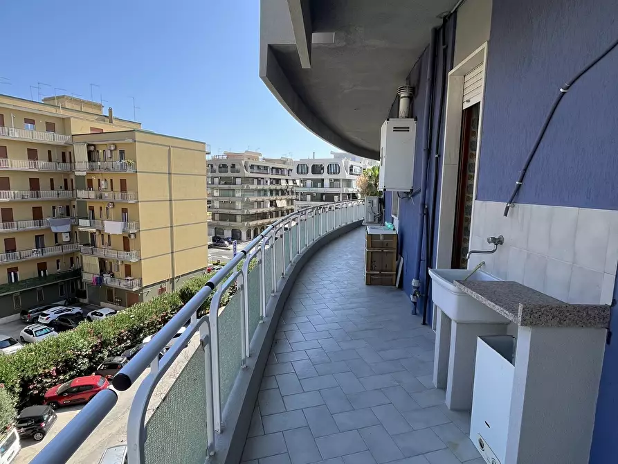 Immagine 9 di Appartamento in vendita  in Viale Scala Greca 406 a Siracusa