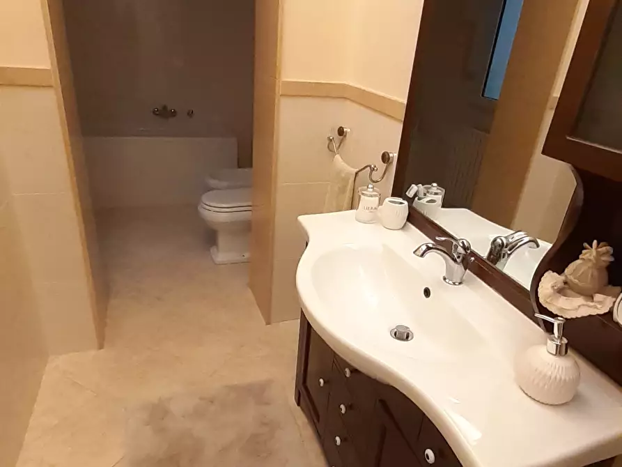 Immagine 15 di Casa indipendente in vendita  in Via Procida 9 a Canicattini Bagni