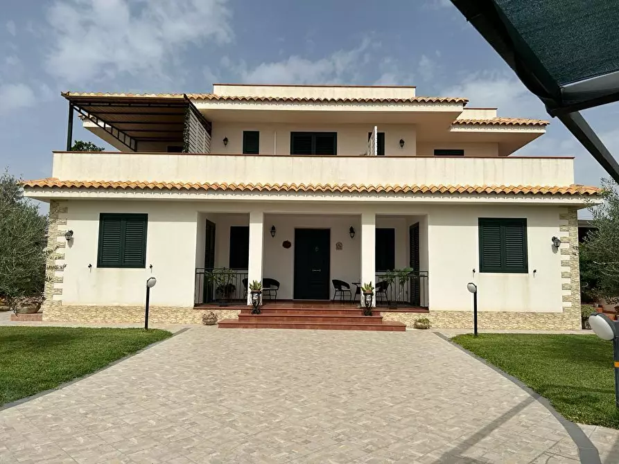 Immagine 4 di Villa in vendita  in lido di noto a Noto