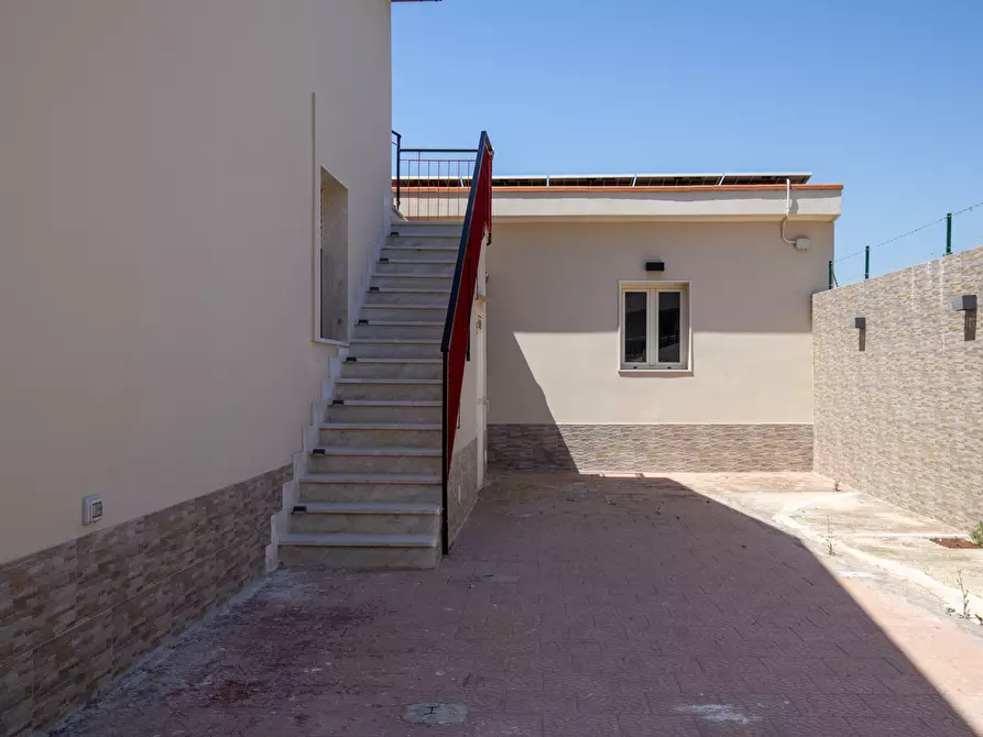 Immagine 29 di Villa in vendita  in Via Vasco de Gama a Siracusa