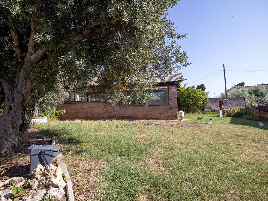 Immagine 29 di Villa in vendita  in Via delle Fornaci a Siracusa