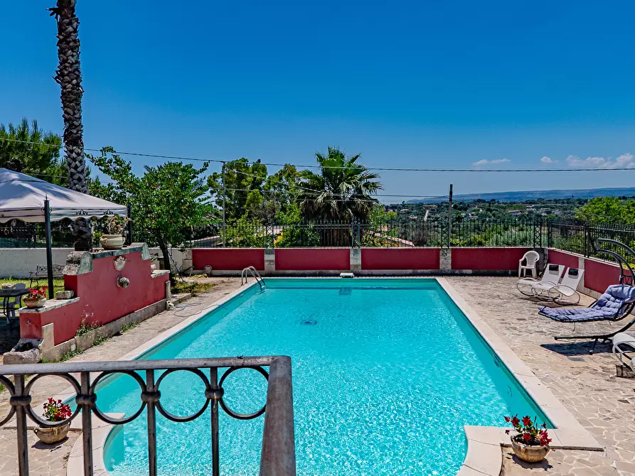 Immagine 9 di Villa in vendita  in Via Agamennone 2 a Siracusa