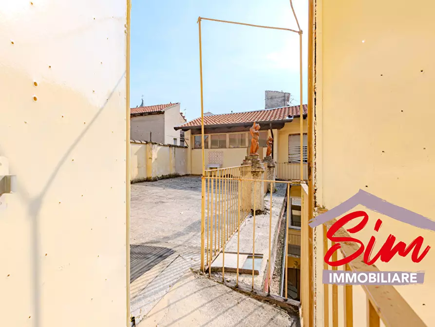 Immagine 8 di Bilocale in affitto  in Corso Cavour snc a Trino Vercellese