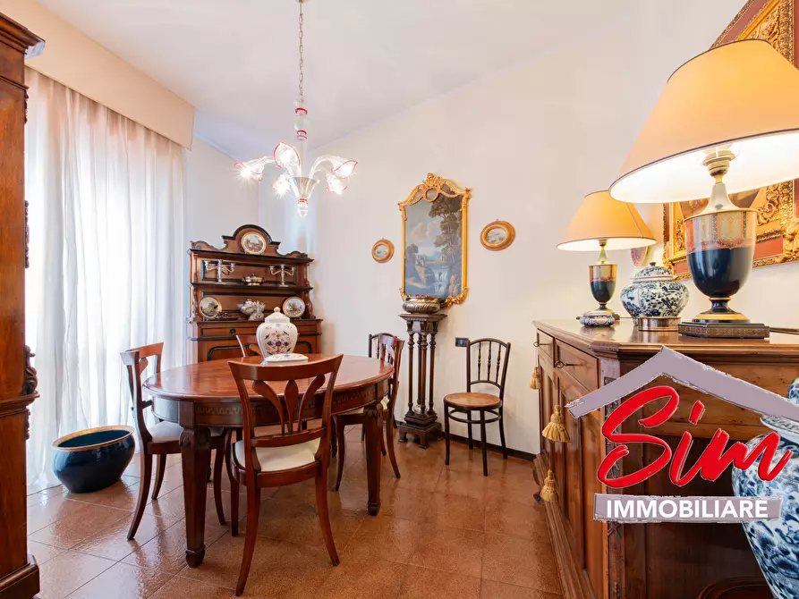 Immagine 6 di Pentalocale in vendita  in Via Agogna sn a Novara