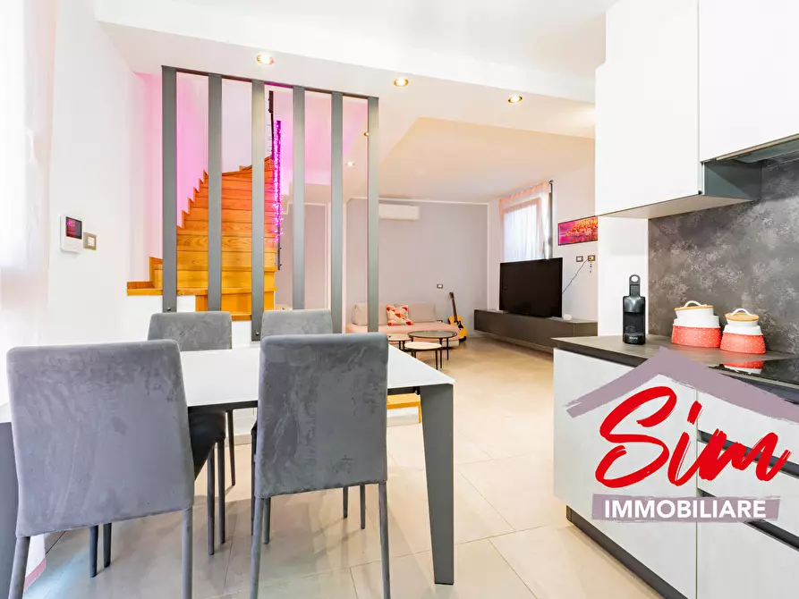 Immagine 12 di Trilocale in vendita  in Via Cinque Porte 9 a Novara