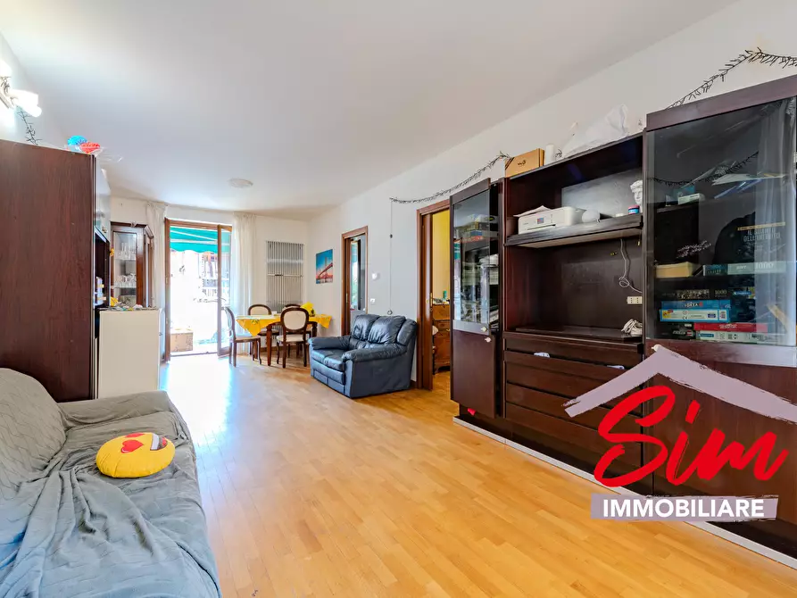 Immagine 1 di Trilocale in vendita  in via quintino sella sn a Ghemme