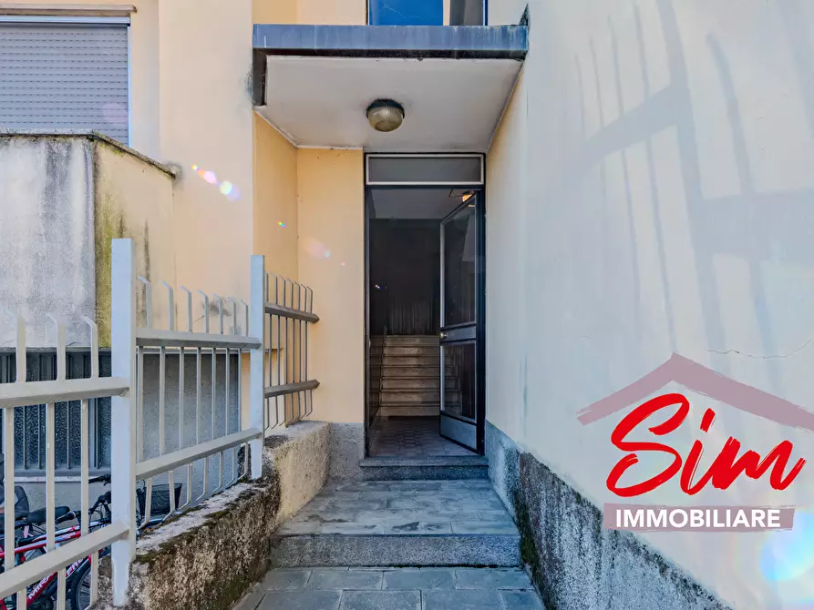 Immagine 21 di Trilocale in vendita  in Via F. Masini 42 a Romentino