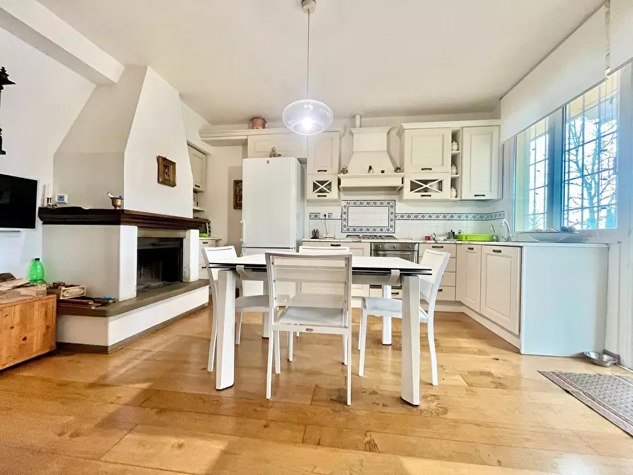 Immagine 7 di Villa in vendita  in Via Bologna a Pontedera