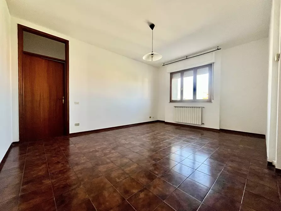 Immagine 2 di Quadrilocale in vendita  in Via Fratelli Bandiera a Ponsacco