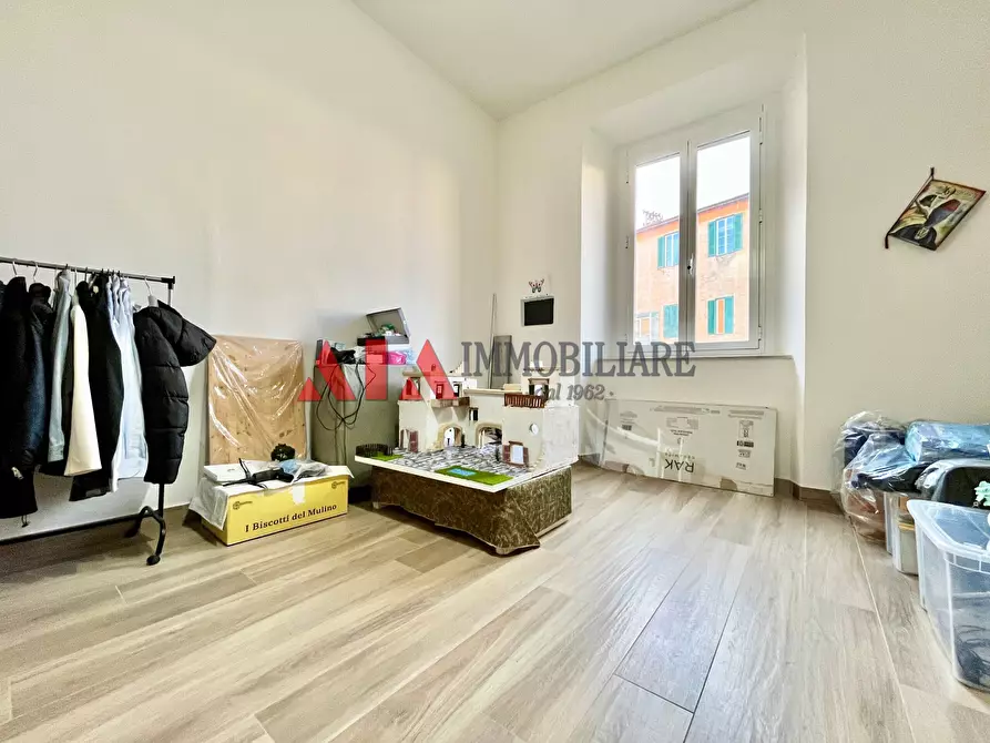 Immagine 24 di Pentalocale in vendita  in Via Indipendenza a Livorno