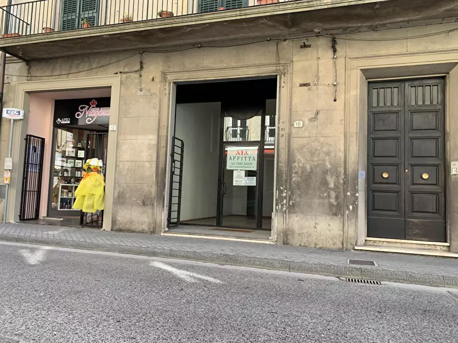 Immagine 1 di Locale commerciale in affitto  in Via I° Maggio a Pontedera