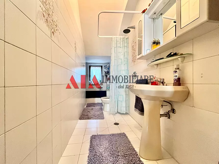 Immagine 17 di Villa in vendita  in Via delle Croci a Bientina