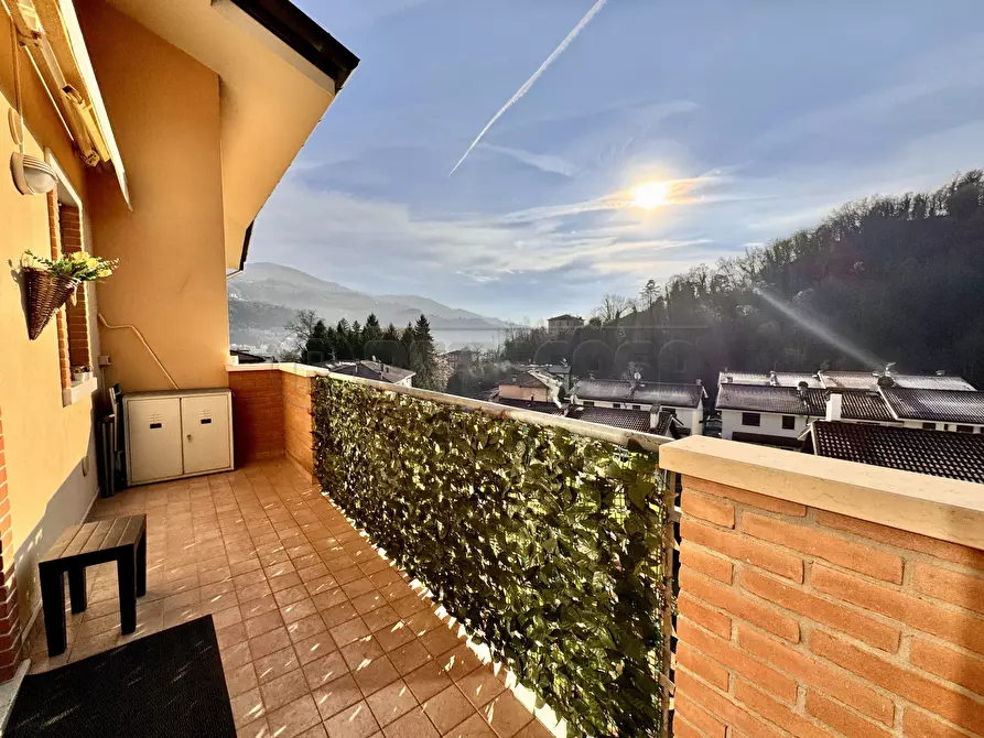 Immagine 4 di Appartamento in vendita  in Via Magaraggia 1 a Valdagno