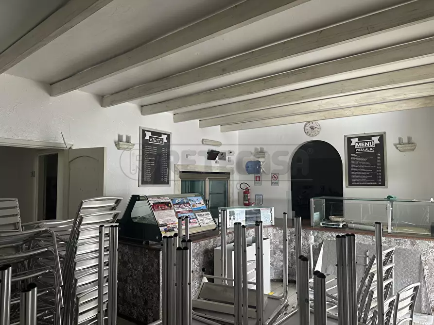 Immagine 7 di Pizzeria / Pub in vendita  a Campobello Di Mazara