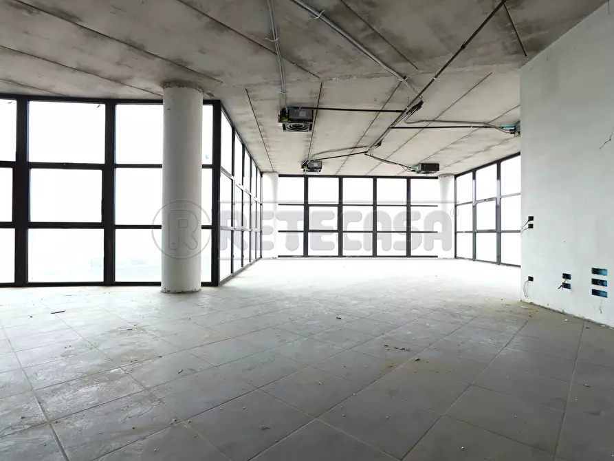 Immagine 47 di Ufficio in affitto  a Vicenza