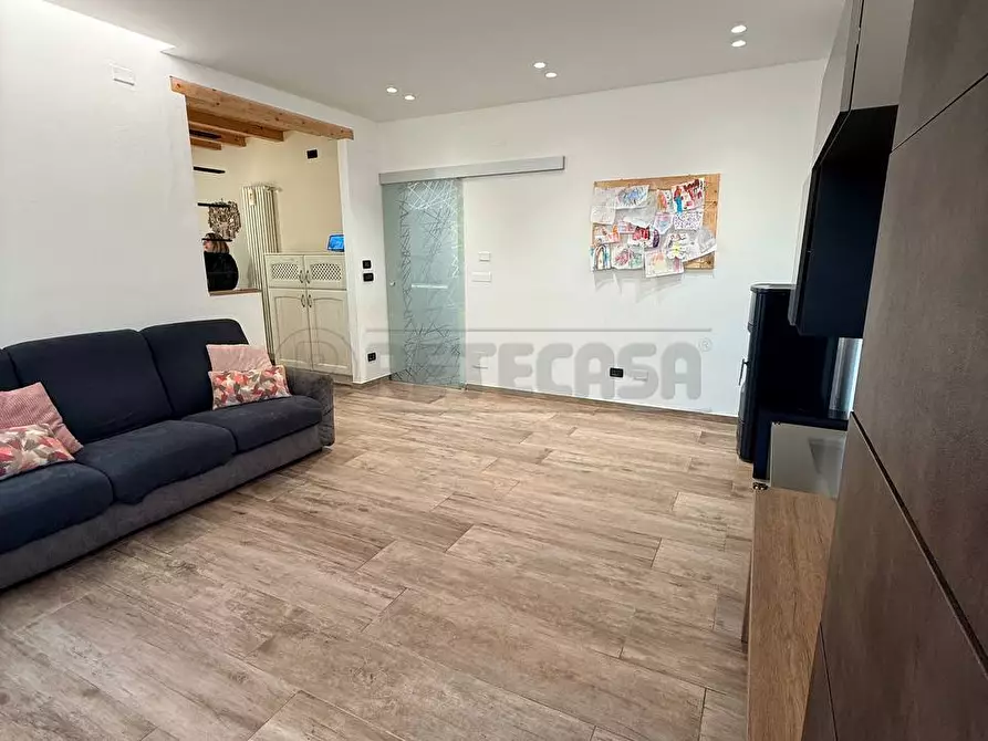 Immagine 10 di Casa semindipendente in vendita  in via castelli quattro martiri 95 a Montecchio Maggiore