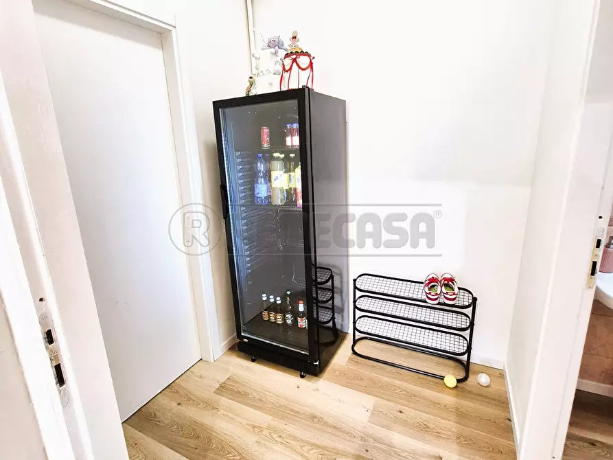 Immagine 6 di Locale commerciale in vendita  in Via Tirino 179 a Pescara