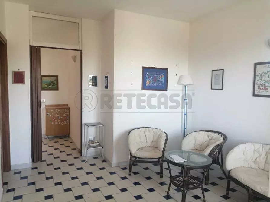 Immagine 8 di Quadrilocale in vendita  in Via Kartibubbo a Campobello Di Mazara
