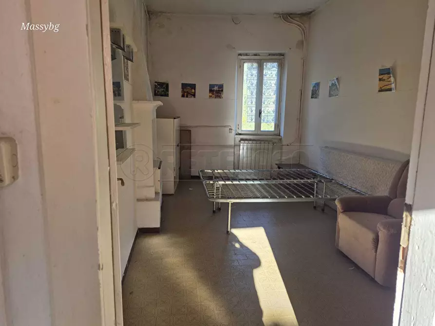 Immagine 13 di Quadrilocale in vendita  in Via Italia 2 a Seriate