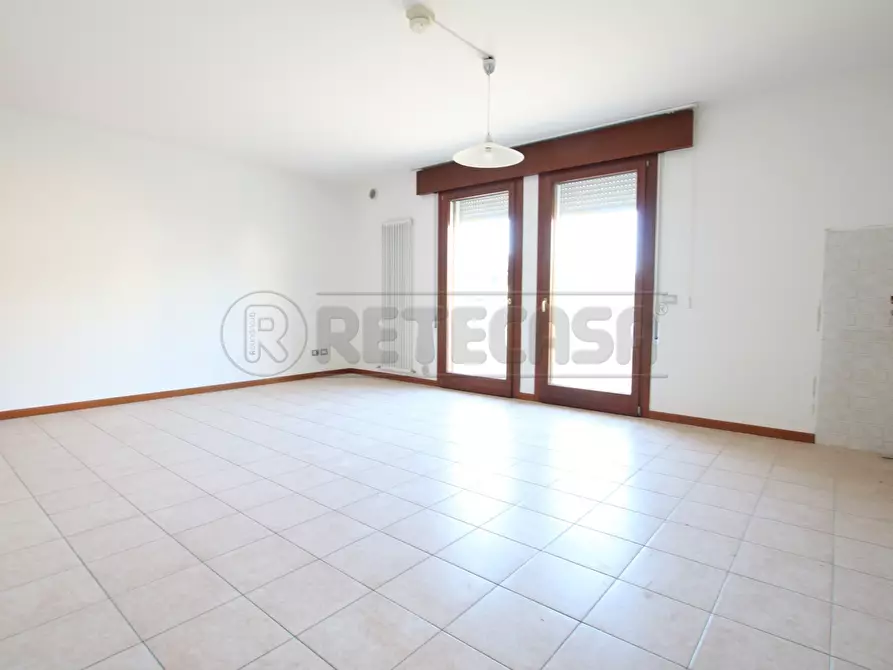 Immagine 5 di Bilocale in vendita  in Via Giovanni Falcone a Barbarano Mossano