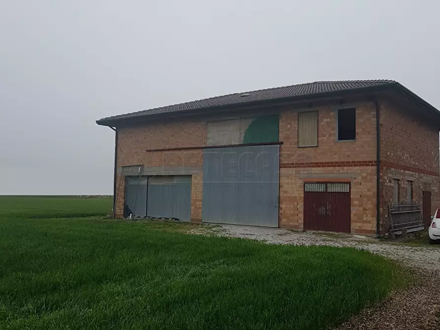 Immagine 1 di Rustico / casale in vendita  a Mirano