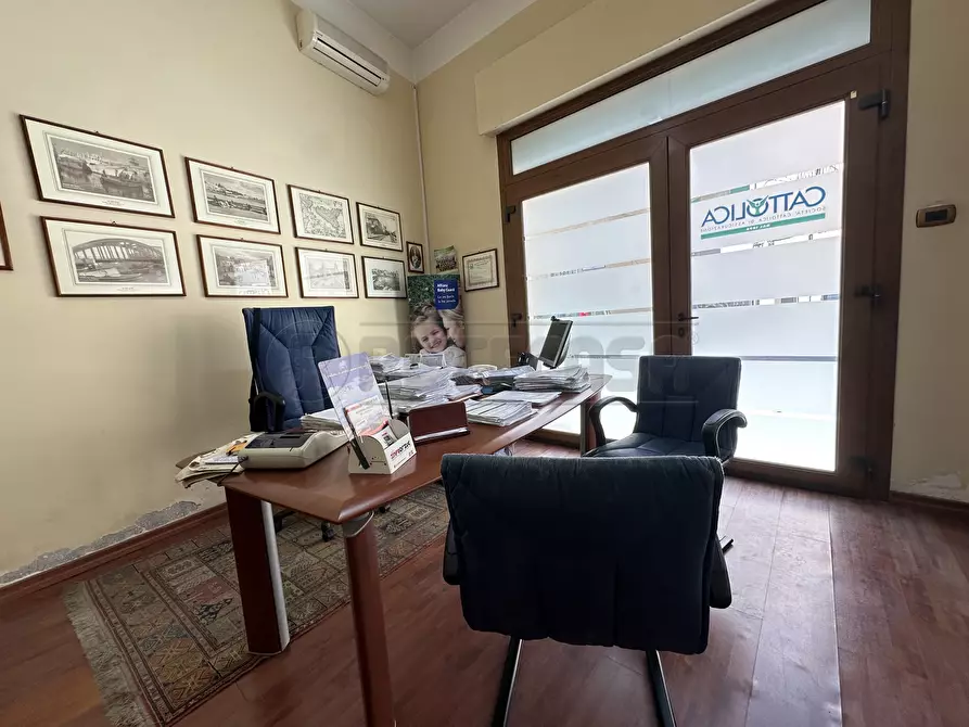 Immagine 4 di Ufficio in vendita  a Mazara Del Vallo