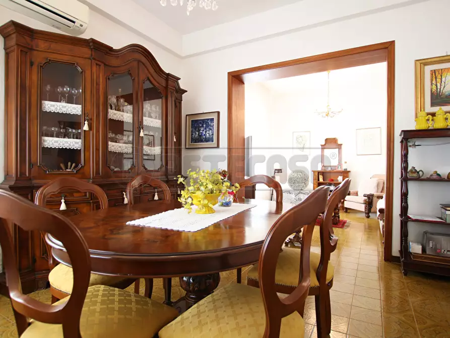 Immagine 2 di Villa in vendita  in viale riviera berica 400 a Vicenza