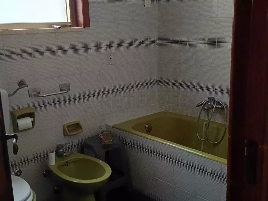 Immagine 23 di Casa semindipendente in vendita  in Via Papa Giovanni XXIII 2 a Cursi