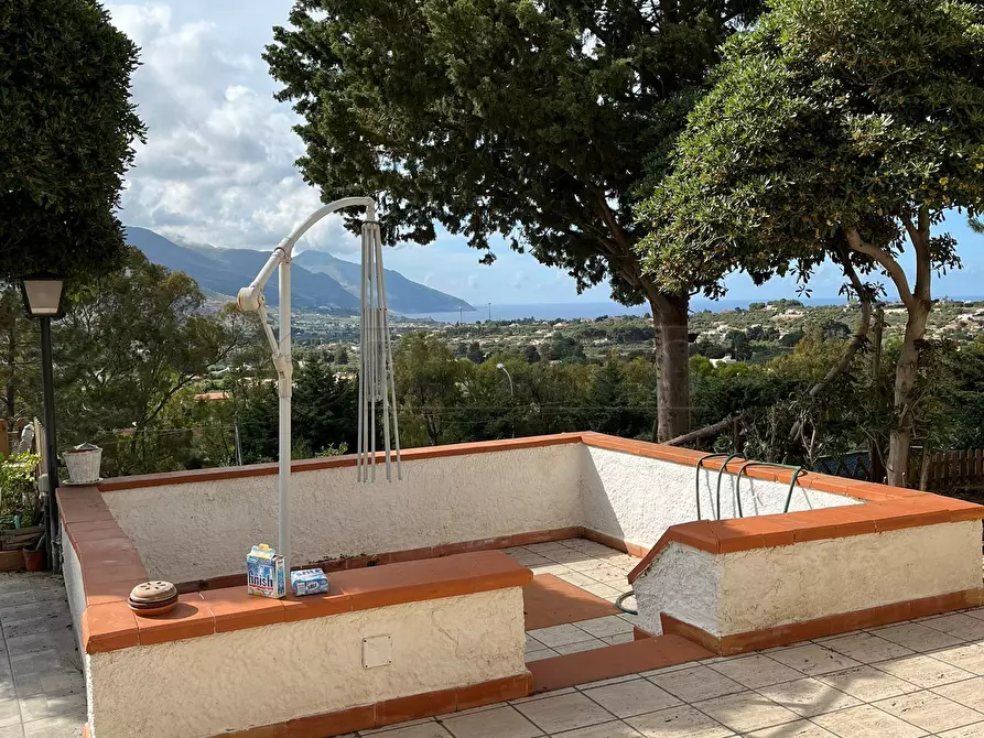 Immagine 5 di Villa in vendita  a Castellammare Del Golfo