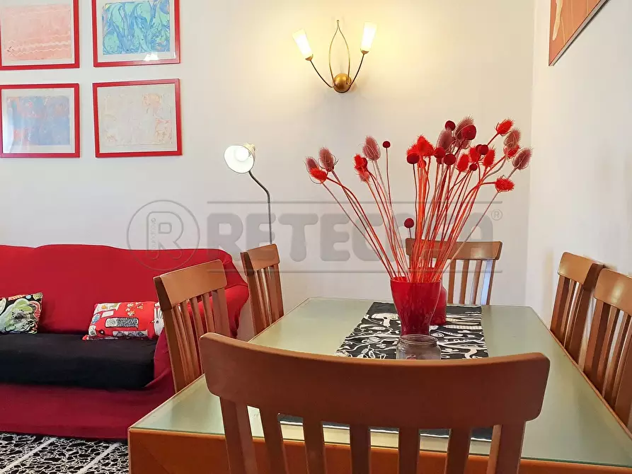 Immagine 3 di Bilocale in vendita  in Via Aurelia Nord 166 a Viareggio