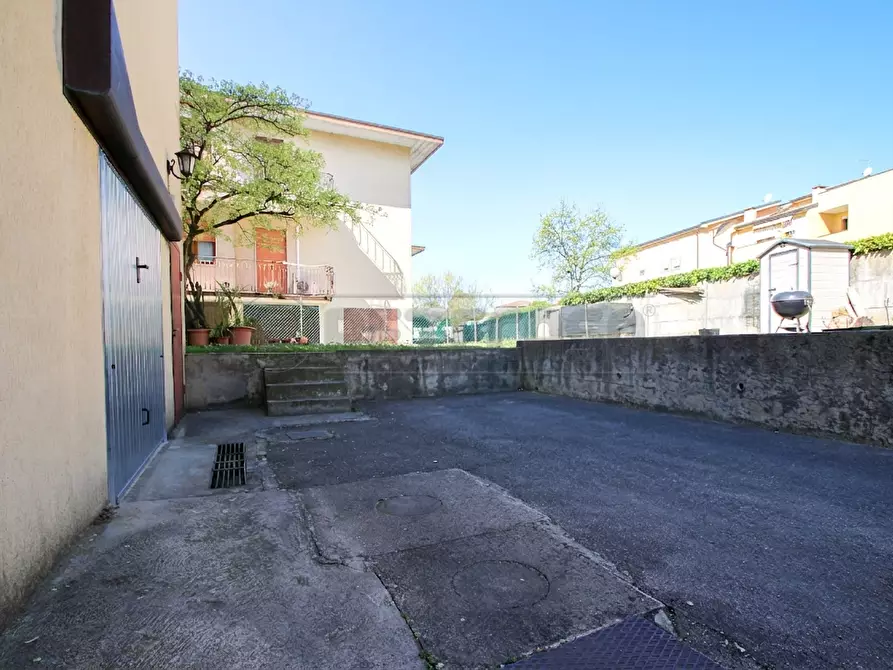 Immagine 37 di Trilocale in vendita  in Via Zuccola 29 a Bolzano Vicentino