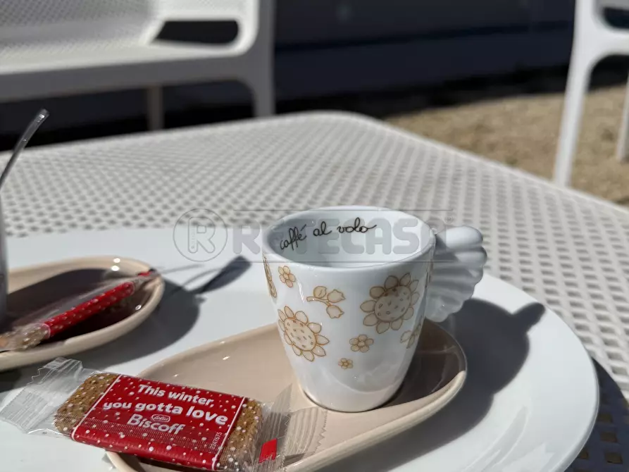 Immagine 33 di Pentalocale in vendita  in Via delle tessitrici 1 a Sannicola