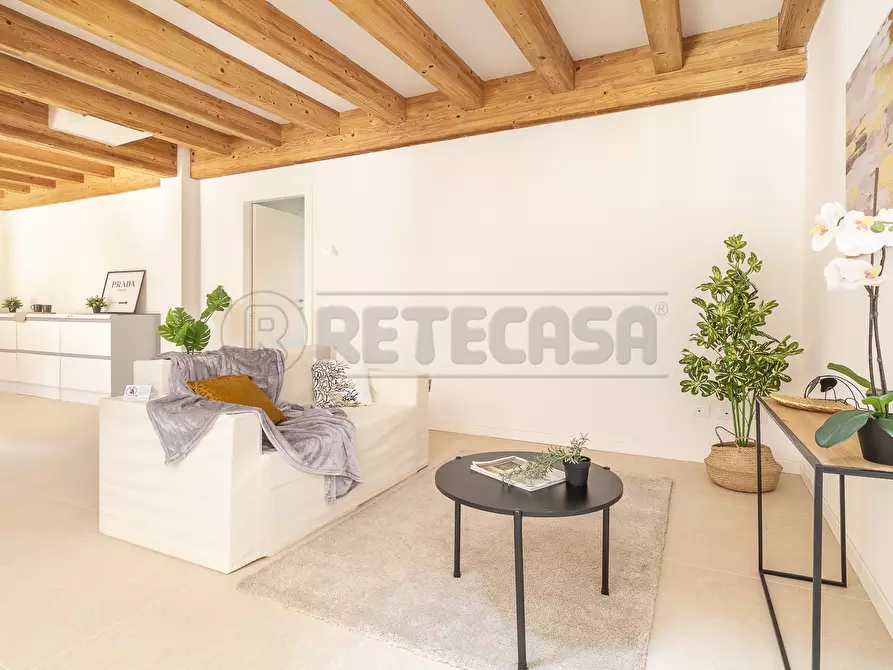 Immagine 4 di Bilocale in vendita  in Via Zuccola 37 a Bolzano Vicentino