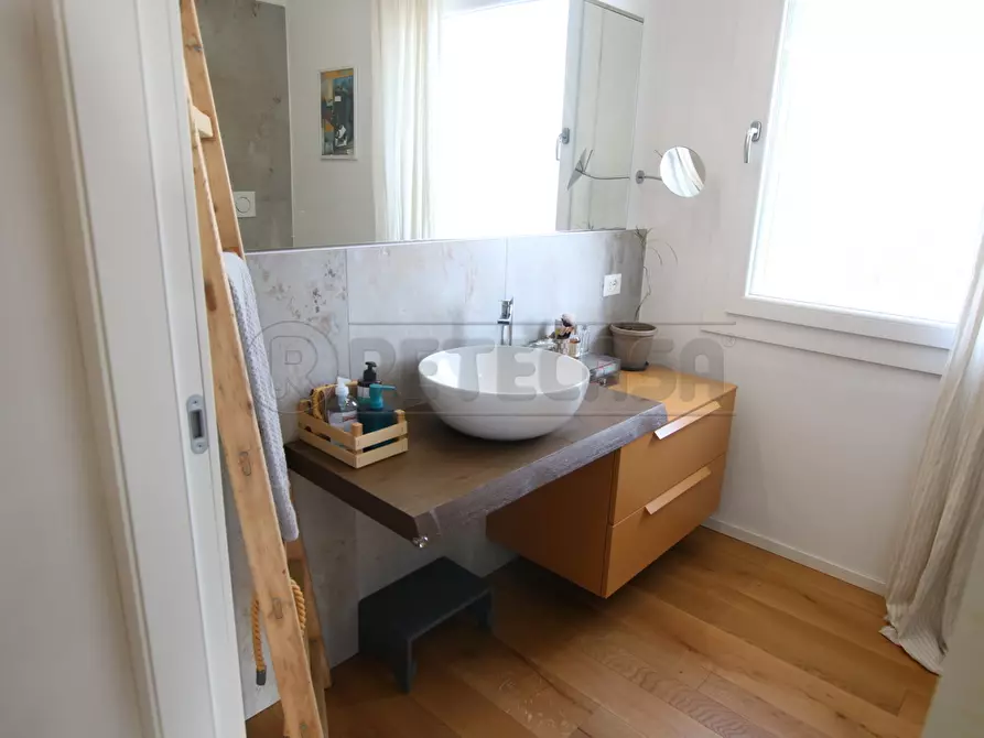 Immagine 32 di Casa semindipendente in affitto  a Arcugnano