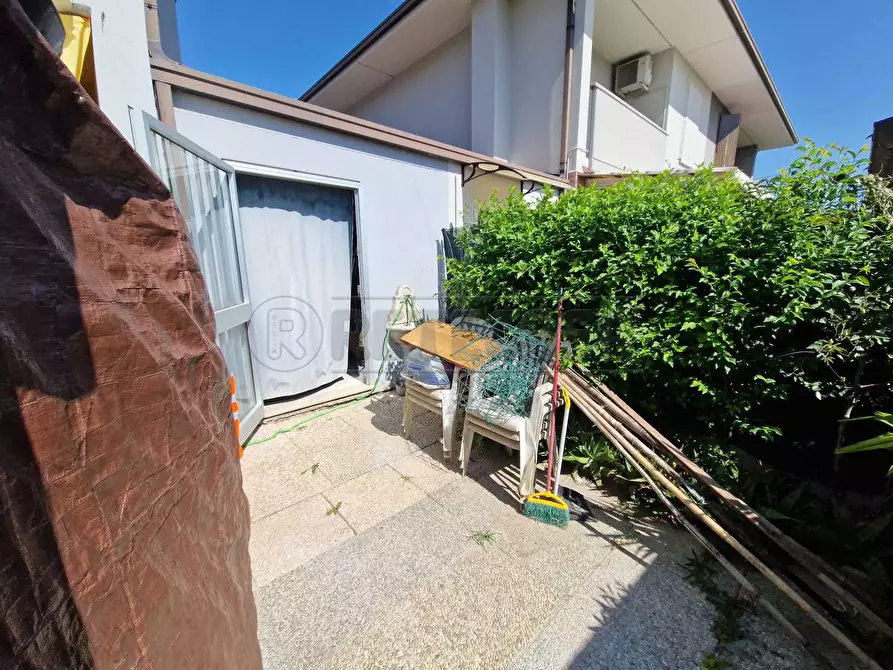 Immagine 16 di Villetta a schiera in vendita  in Via Boldori Attilio a Olmeneta